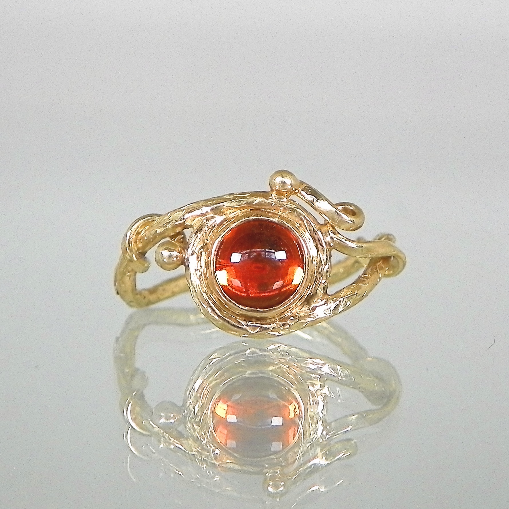'Nature' fantasie ring met Tangarine kwarts.